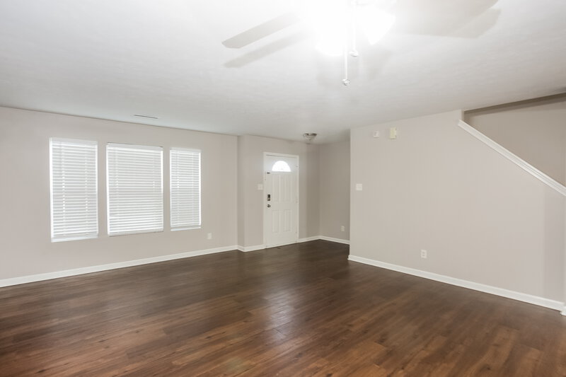 2,365/Mo, 5315 Bendix Ct Harrisburg, NC 28075 Dining Room View 2
