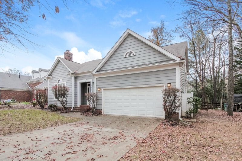 3,270/Mo, 7207 Glen Brook Lane Charlotte, NC 28269 Front View