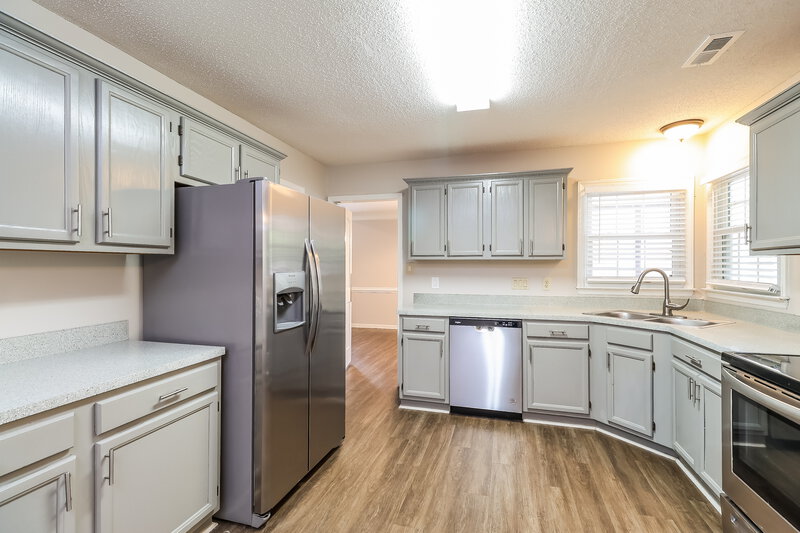 2,390/Mo, 7207 Glen Brook Lane Charlotte, NC 28269 Kitchen View