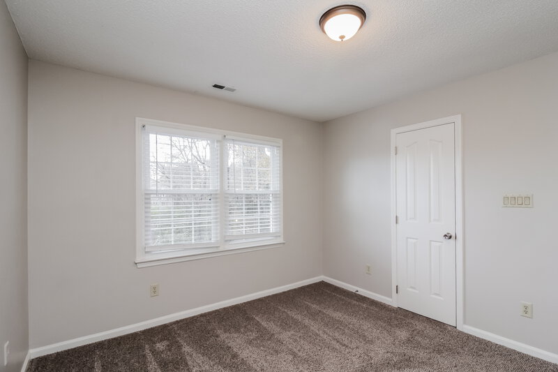 3,270/Mo, 7207 Glen Brook Lane Charlotte, NC 28269 Bedroom View 2