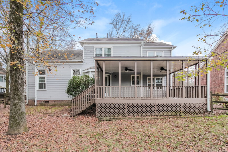 3,270/Mo, 7207 Glen Brook Lane Charlotte, NC 28269 Rear View