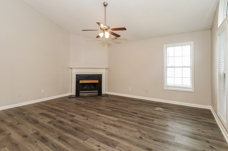 1,775/Mo, 9033 Shenington Pl Charlotte, NC 28216 Living Room View