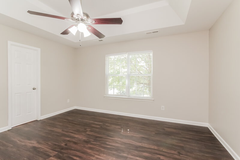 1,935/Mo, 4013 Fifendrum Lane Charlotte, NC 28216 Main Bedroom View 2