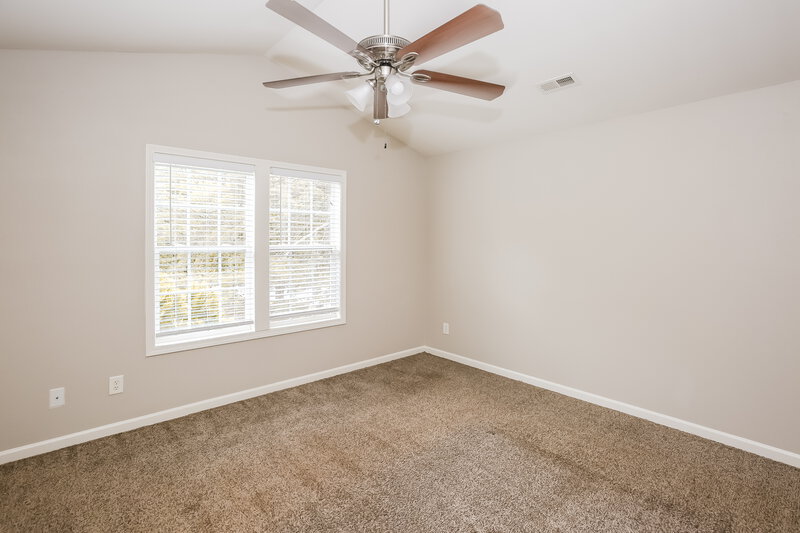2,840/Mo, 1223 Hipp Rd Charlotte, NC 28216 Bedroom View 5