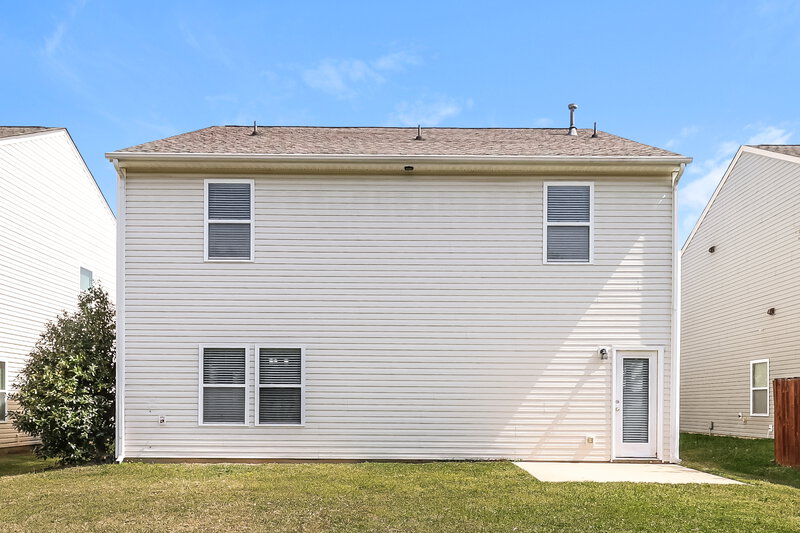 2,545/Mo, 9711 Cayenne Drive Charlotte, NC 28214 Rear View