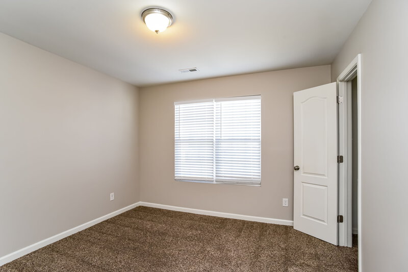 2,035/Mo, 2303 Portola Ct Charlotte, NC 28269 Bedroom View