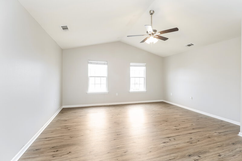 1,940/Mo, 2836 Westbury Court Dallas, NC 28034 Main Bedroom View