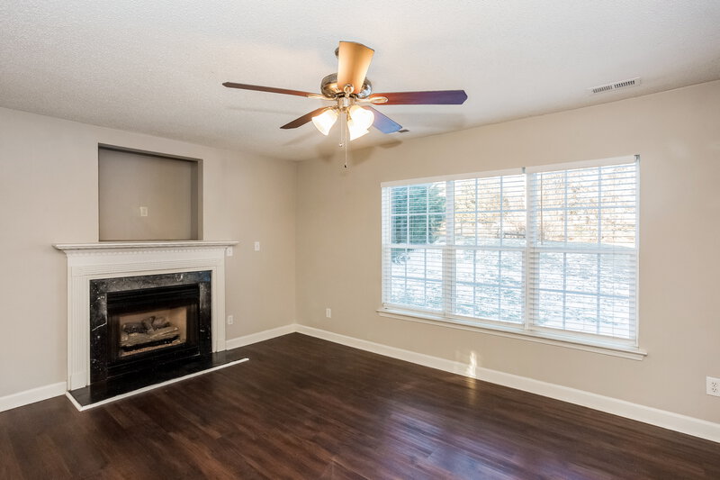 1,980/Mo, 4245 Barley Street SW Concord, NC 28027 Living Room View