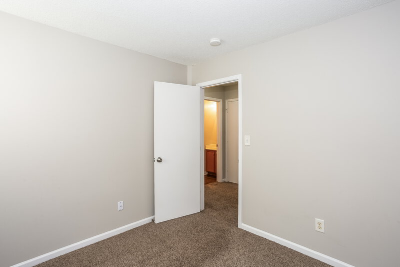 1,875/Mo, 11619 Stewarts Crossing Dr Charlotte, NC 28215 Bedroom View 2
