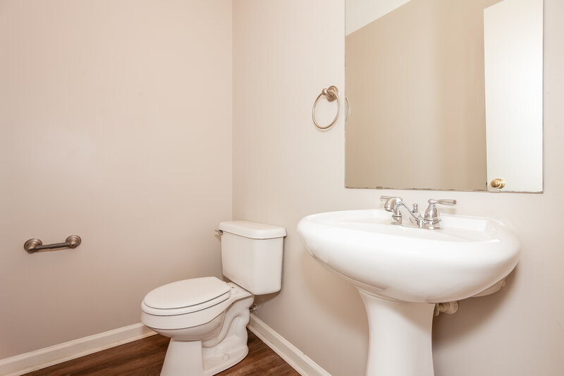 2,030/Mo, 11619 Stewarts Crossing Dr Charlotte, NC 28215 Powder Room View