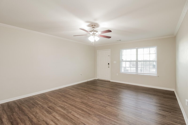 1,895/Mo, 1866 Eastway Dr Dallas, NC 28034 Misc View 4