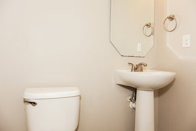 2,115/Mo, 1424 Eastway Drive Dallas, NC 28034 Misc View 12