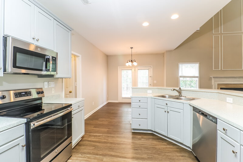 2,260/Mo, 10421 Henbane Court Charlotte, NC 28213 Kitchen View 2