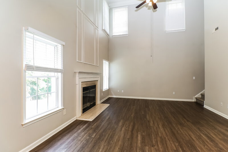 2,260/Mo, 10421 Henbane Court Charlotte, NC 28213 Family Room View