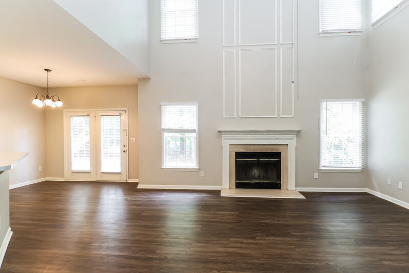 2,260/Mo, 10421 Henbane Court Charlotte, NC 28213 Family Room View 2