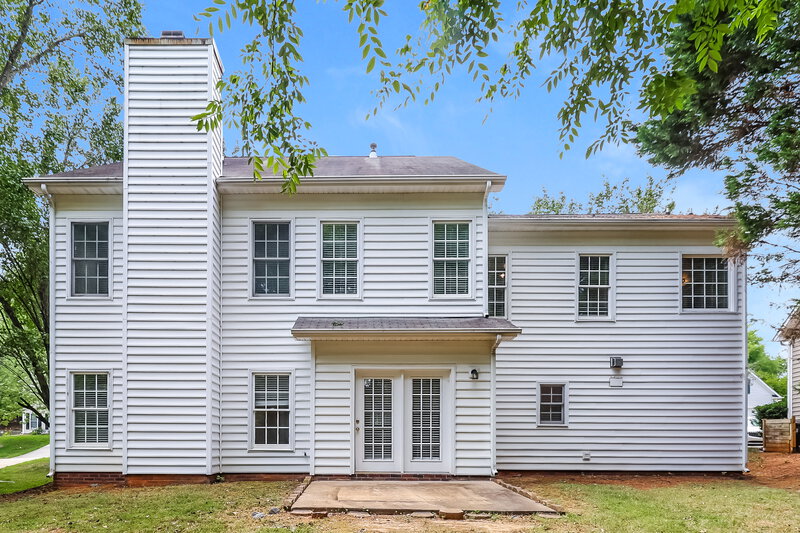 2,260/Mo, 10421 Henbane Court Charlotte, NC 28213 Rear View