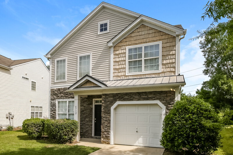 2,165/Mo, 4712 Abercromby Street Charlotte, NC 28213 Front View