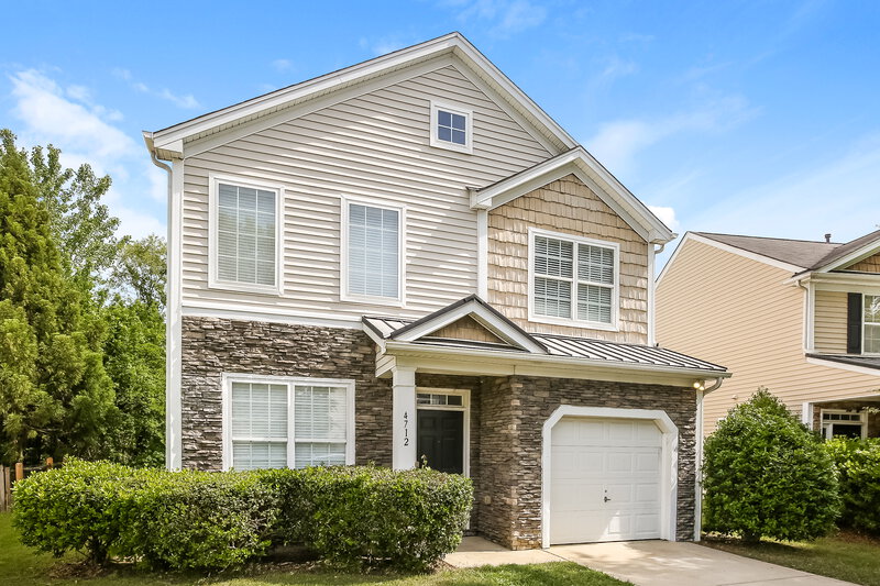 2,165/Mo, 4712 Abercromby Street Charlotte, NC 28213 Front View 2