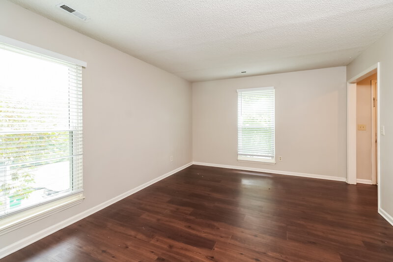 1,805/Mo, 2009 Killarney Place Charlotte, NC 28262 Living Room View