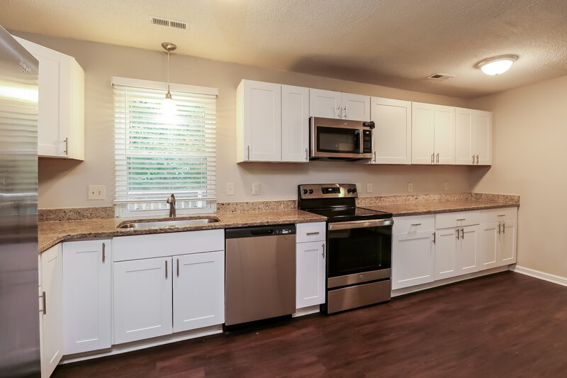 1,805/Mo, 2009 Killarney Place Charlotte, NC 28262 Kitchen View