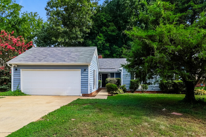 1,955/Mo, 5422 Doverstone Court Charlotte, NC 28208 External View