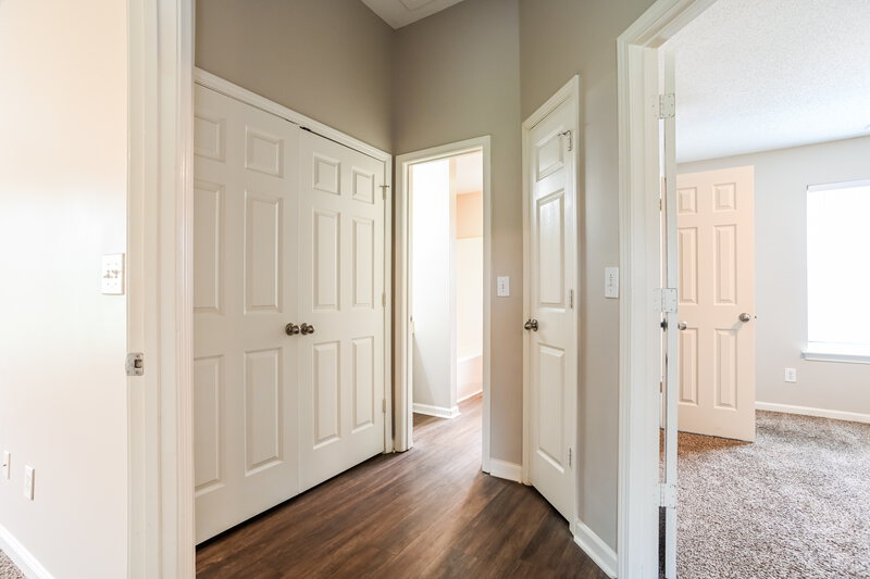 2,025/Mo, 1146 Franklin Thomas Place Charlotte, NC 28214 Hallway View