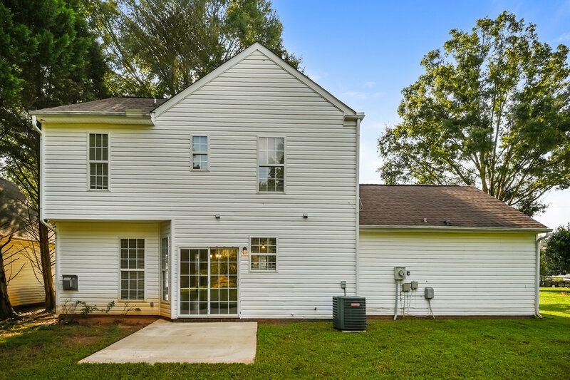 2,075/Mo, 10033 Brawley Ln Charlotte, NC 28215 Rear View