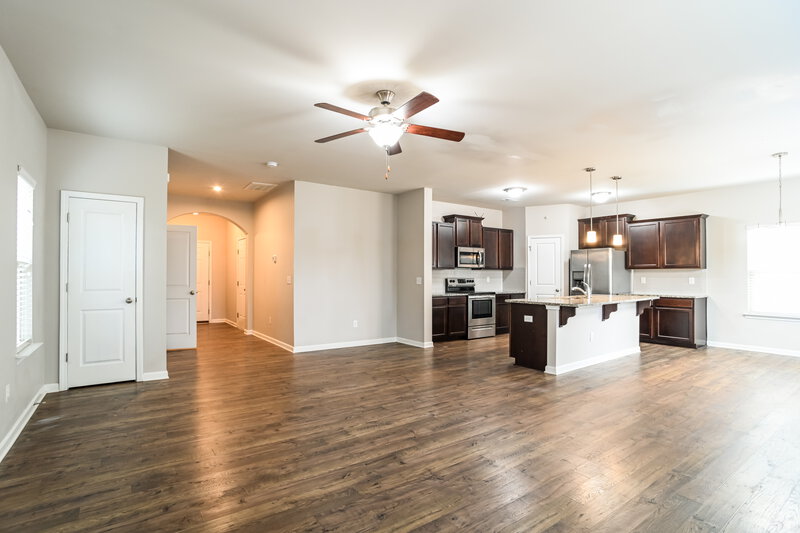 2,520/Mo, 7429 O'Hara St Huntersville, NC 28078 Living Room View