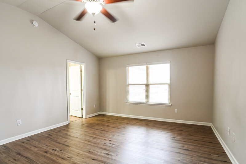 2,520/Mo, 7429 O'Hara St Huntersville, NC 28078 Main Bedroom View 2