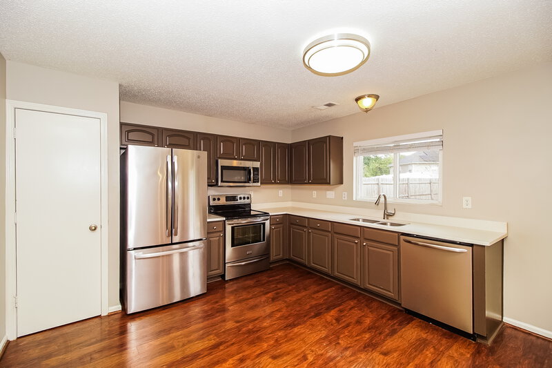 1,680/Mo, 1028 Kings Mountain Lane Gastonia, NC 28054 Kitchen View 2