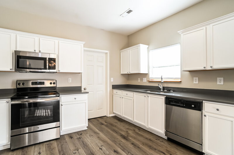 1,845/Mo, 1030 Black Oak Drive Gastonia, NC 28054 Kitchen View