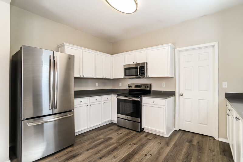 1,845/Mo, 1030 Black Oak Drive Gastonia, NC 28054 Kitchen View 2