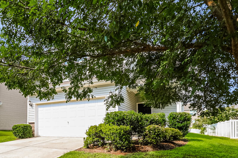 2,365/Mo, 8728 Balsam Bay Rd Charlotte, NC 28227 Front View