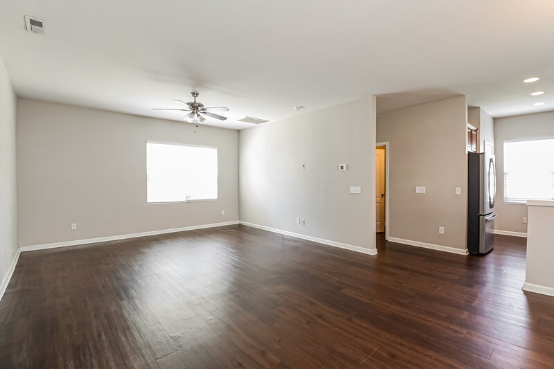 2,365/Mo, 8728 Balsam Bay Rd Charlotte, NC 28227 Living Room View 2