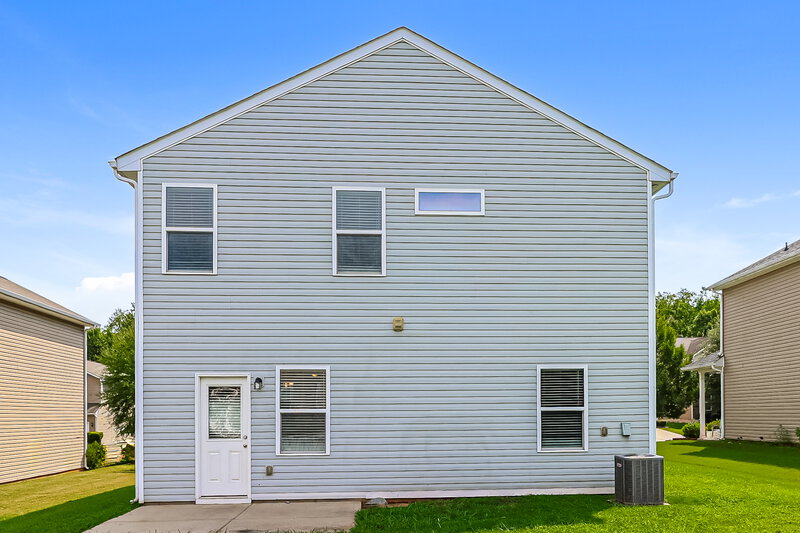 2,365/Mo, 8728 Balsam Bay Rd Charlotte, NC 28227 Rear View