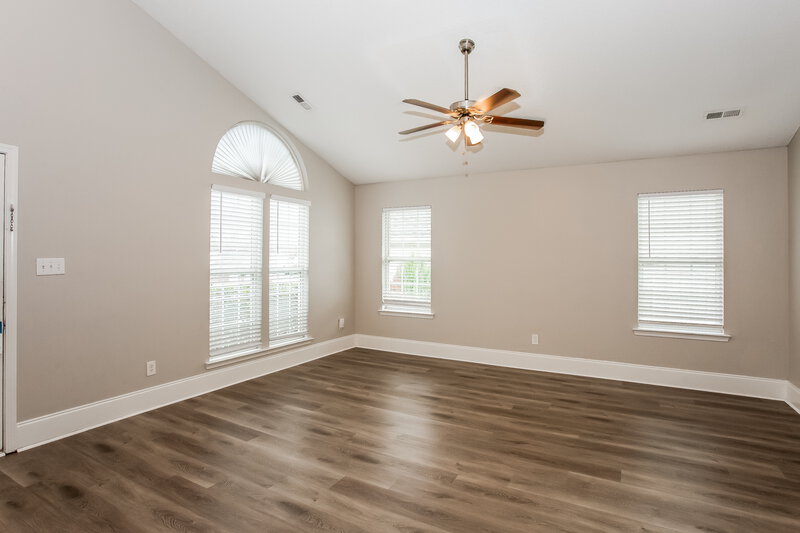 1,995/Mo, 3280 Hawick Commons Drive Concord, NC 28027 Living Room View