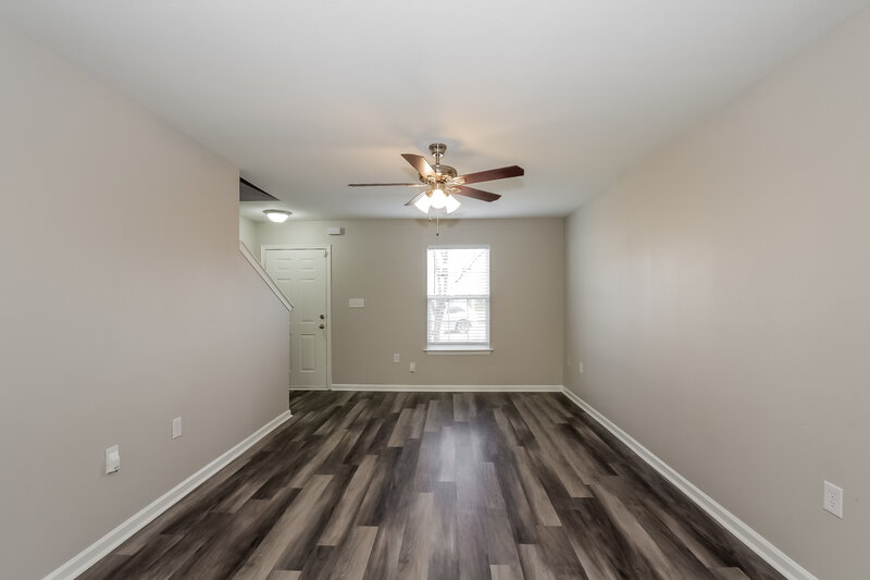 1,855/Mo, 2541 Mulberry Pond Drive Charlotte, NC 28208 Living Room View 2