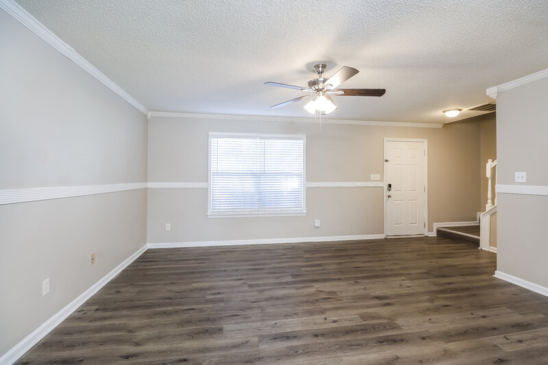 1,880/Mo, 11134 Gold Pan Road Charlotte, NC 28215 Living Room View