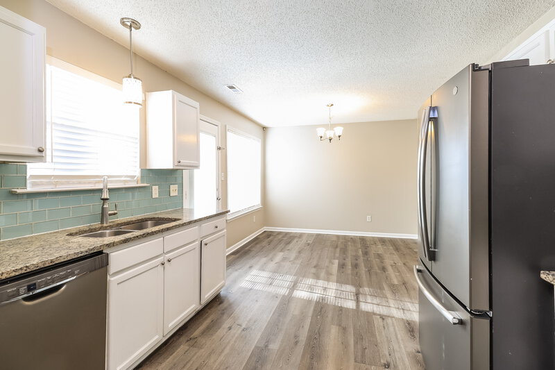 1,880/Mo, 11134 Gold Pan Road Charlotte, NC 28215 Kitchen View