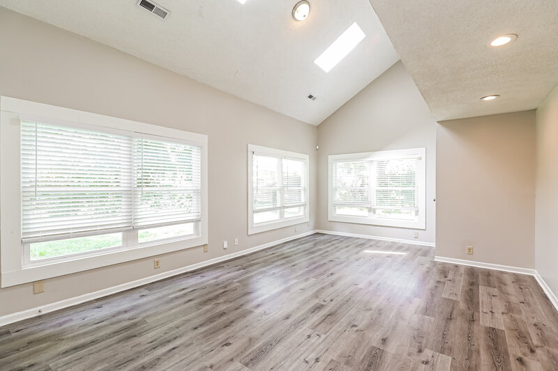 2,410/Mo, 2341 Castlecomer Drive Charlotte, NC 28262 Living Room View 2