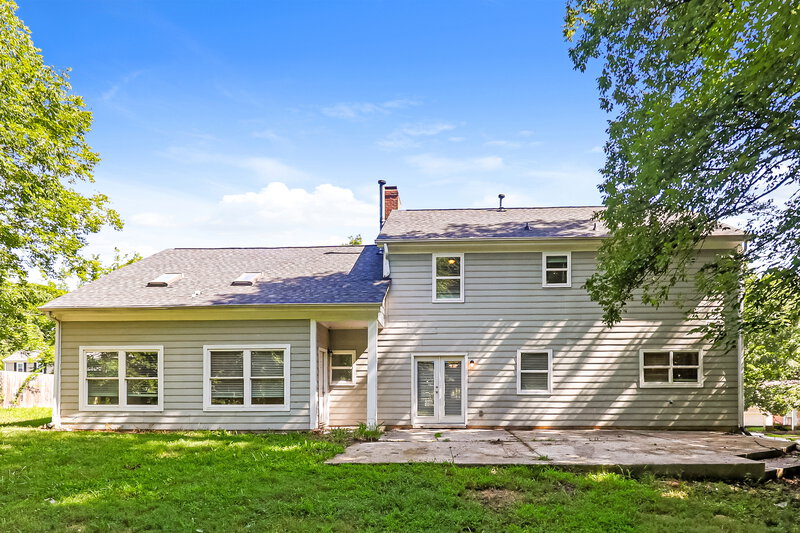 2,410/Mo, 2341 Castlecomer Drive Charlotte, NC 28262 Rear View