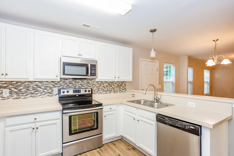 1,995/Mo, 995 Ramsgate Drive Concord, NC 28025 Kitchen View