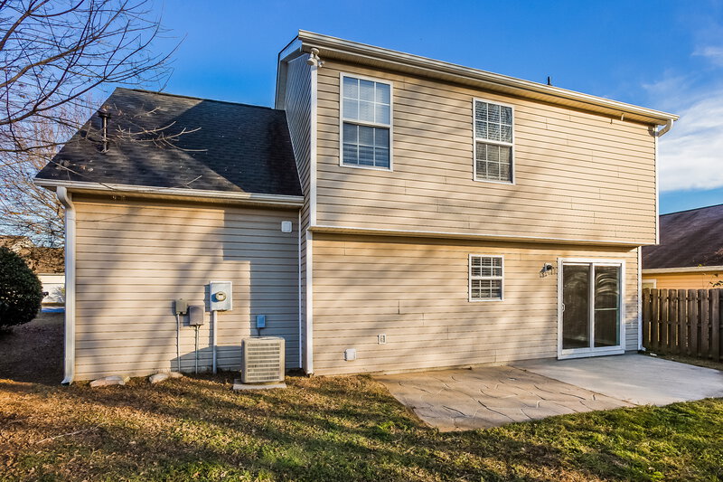 1,865/Mo, 427 Amhurst St SW Concord, NC 28025 Rear View