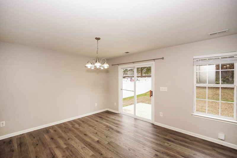 1,880/Mo, 5113 Autumn Oak Drive Charlotte, NC 28269 Dining Room View