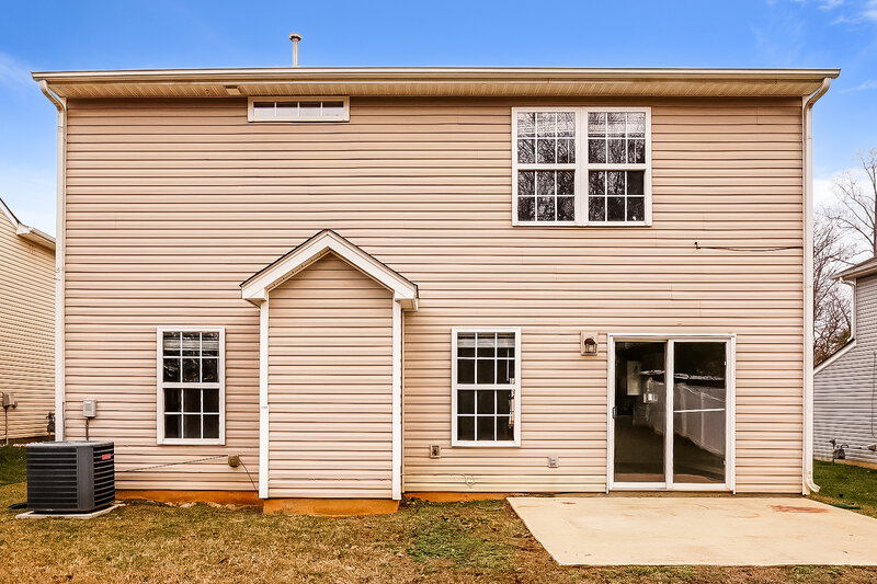 1,880/Mo, 5113 Autumn Oak Drive Charlotte, NC 28269 Rear View 2