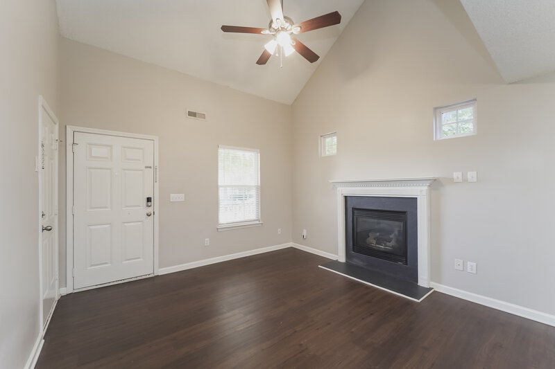 1,855/Mo, 1012 Sapphire Drive Gastonia, NC 28054 Living Room View