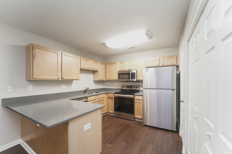 1,855/Mo, 1012 Sapphire Drive Gastonia, NC 28054 Kitchen View