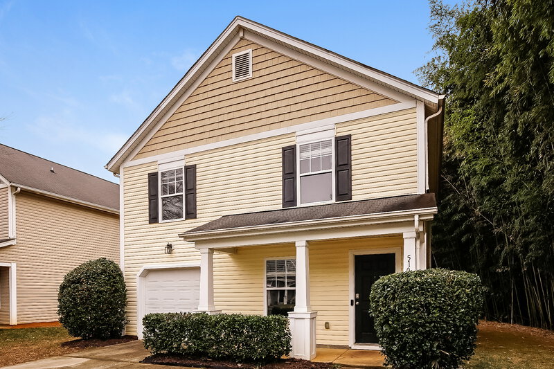 1,695/Mo, 5104 Oak Pasture Lane Charlotte, NC 28269 Front View 2