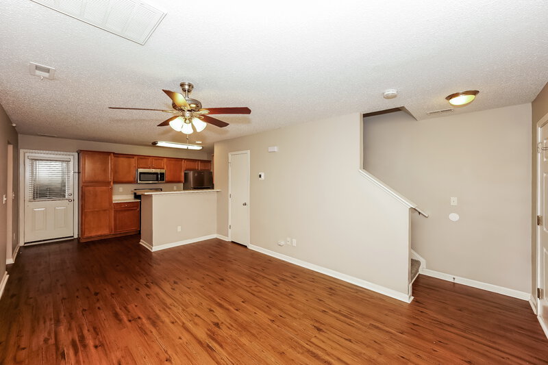 1,695/Mo, 5104 Oak Pasture Lane Charlotte, NC 28269 Living Room View 2