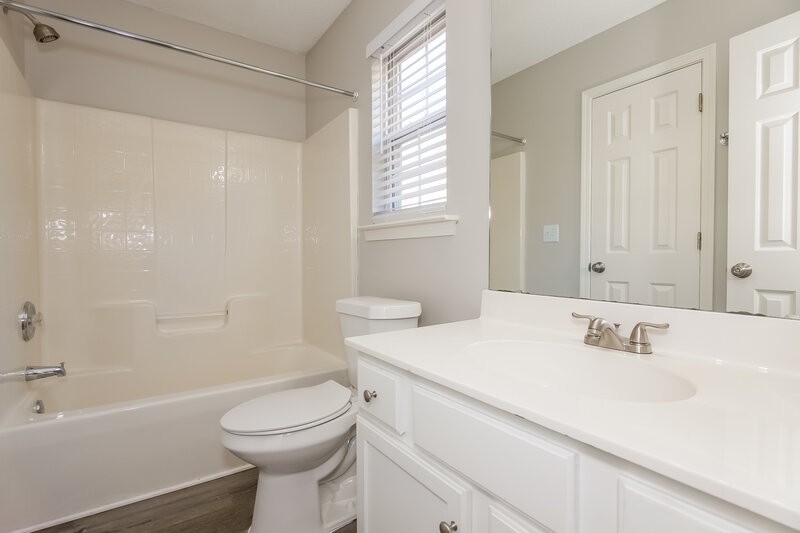 2,035/Mo, 5832 Mahogany Place Concord, NC 28025 Bathroom View